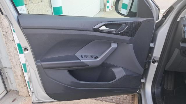 Volkswagen T-Cross image 8