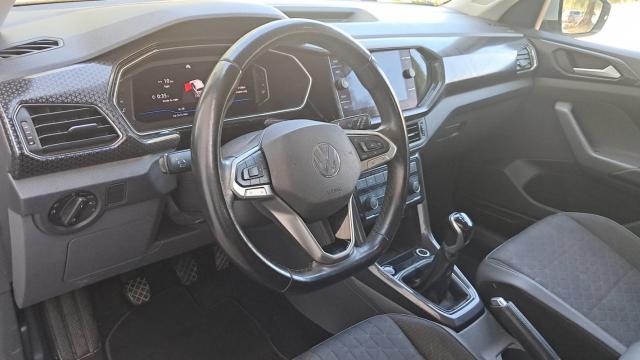 Volkswagen T-Cross image 3