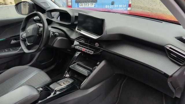 Peugeot 2008 image 5