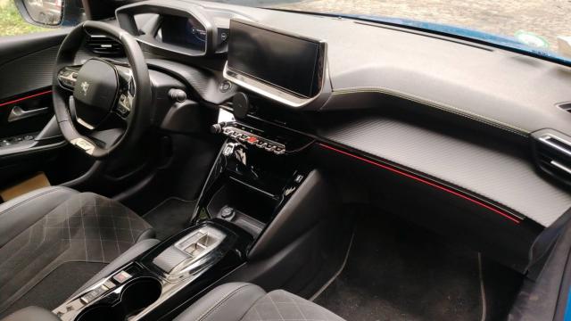 Peugeot E-208 image 5