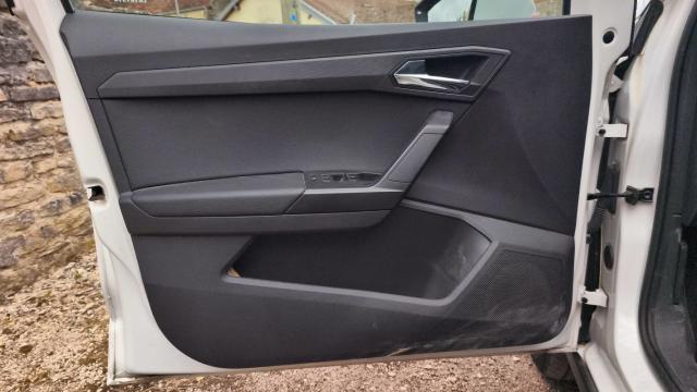 Seat Arona image 2