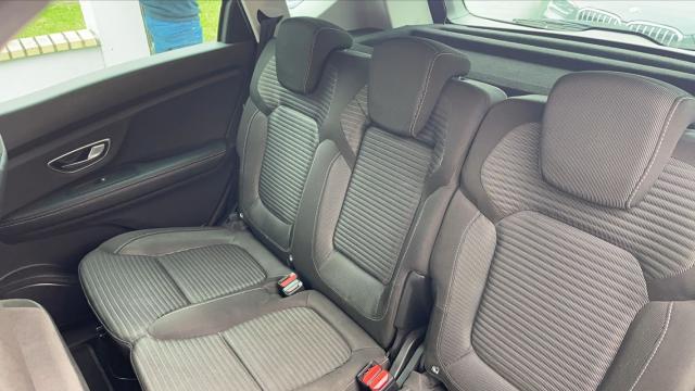 Renault Scénic image 2