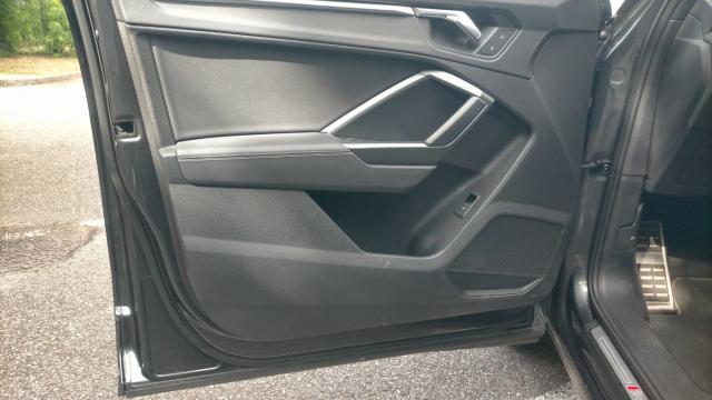 Audi Q3 image 1