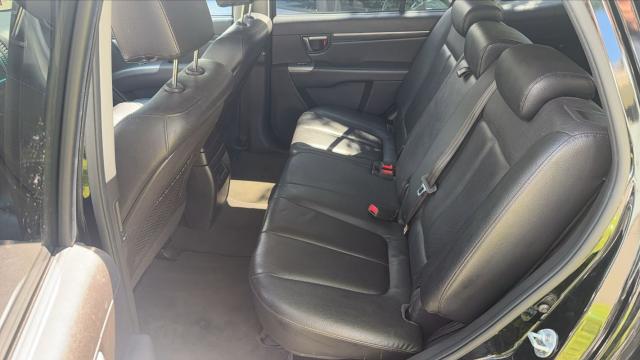 Hyundai Santa Fe image 1