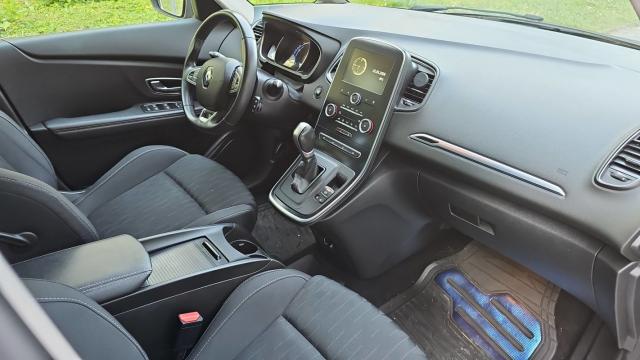 Renault Scénic image 2