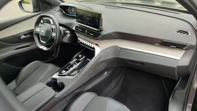 Peugeot 3008 image 1