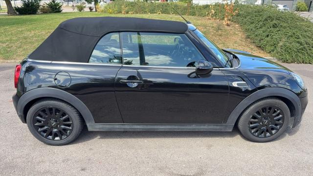 Mini Cabrio image 3