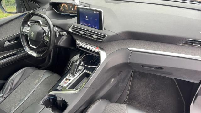 Peugeot 3008 image 3