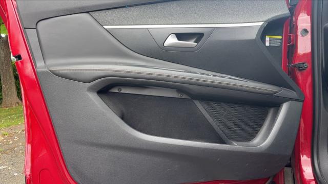 Peugeot 3008 image 6