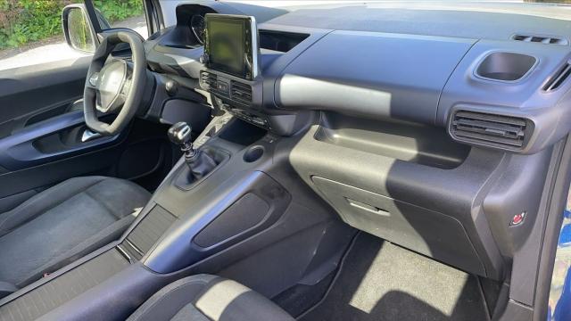 Peugeot Rifter image 3