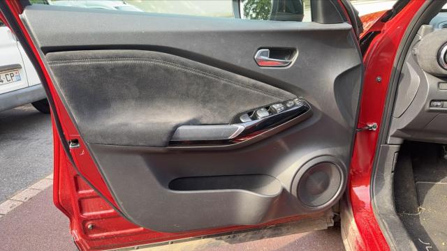 Nissan Juke image 5
