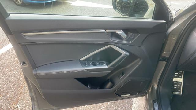 Audi Q3 image 2