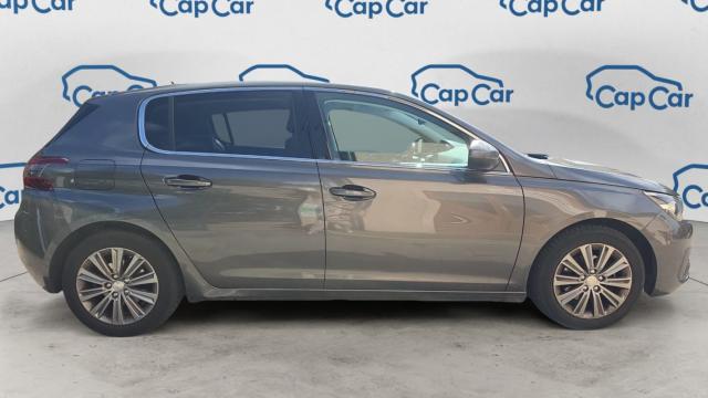 Peugeot 308 image 2