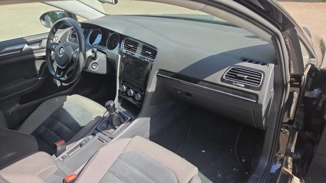 Volkswagen Golf image 3