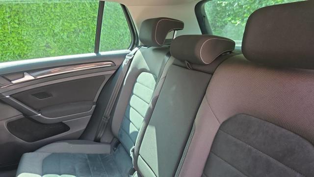 Volkswagen Golf image 8