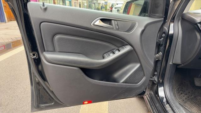 Mercedes Benz Classe B image 7