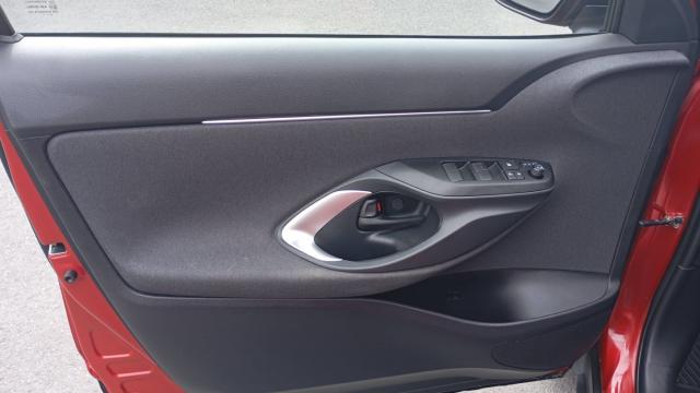 Toyota Yaris Cross image 8