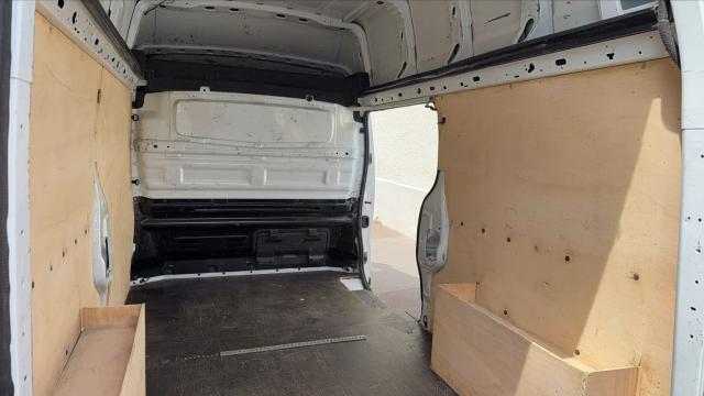 Renault Trafic image 3