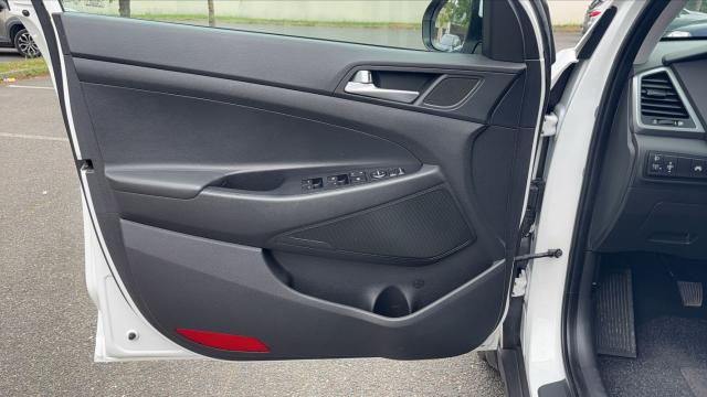 Hyundai Tucson image 2