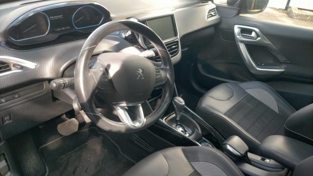 Peugeot 2008 image 6
