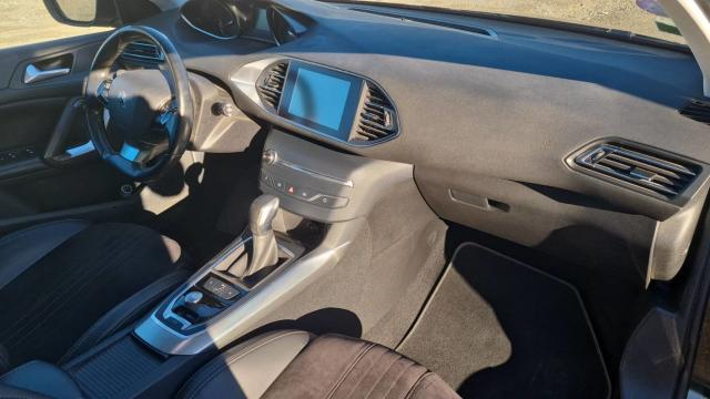 Peugeot 308 image 3
