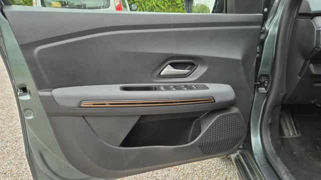 Dacia Sandero image 3