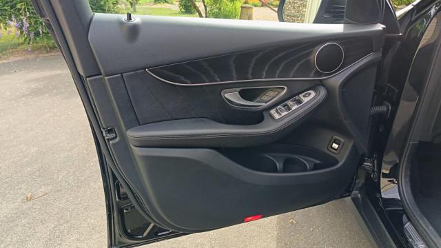 Mercedes Benz Glc image 4