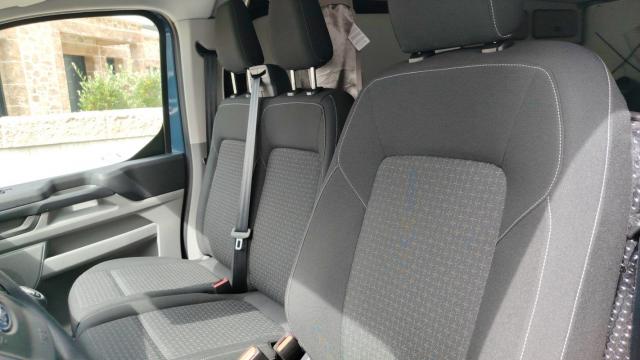 Ford Transit Custom image 2