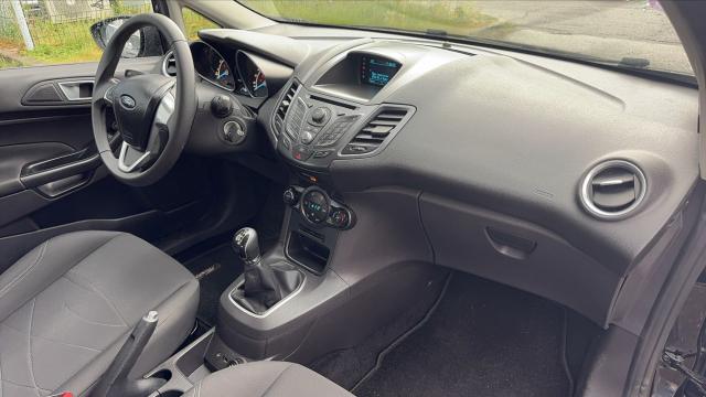 Ford Fiesta image 8