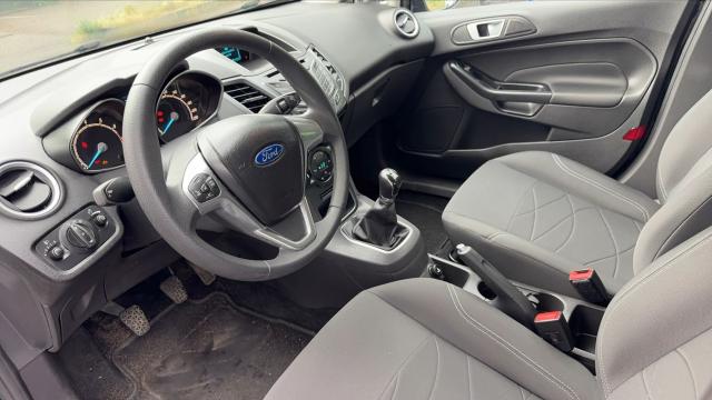 Ford Fiesta image 6