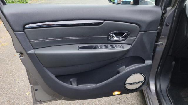 Renault Scénic image 9
