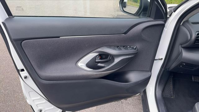 Toyota Yaris Cross image 1