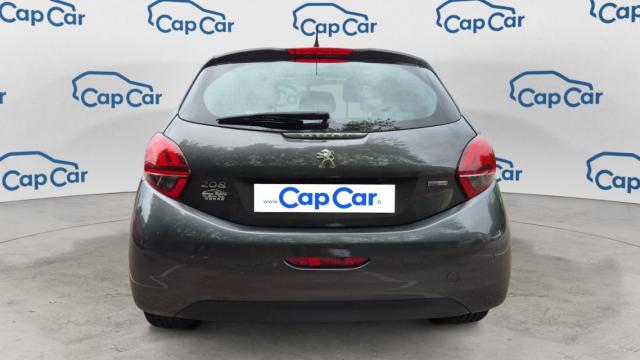 Peugeot 208 image 6