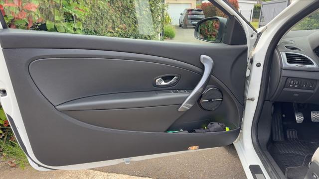 Renault Mégane Coupé image 8