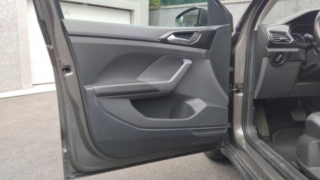 Volkswagen T-Cross image 8