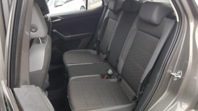Volkswagen T-Cross image 2