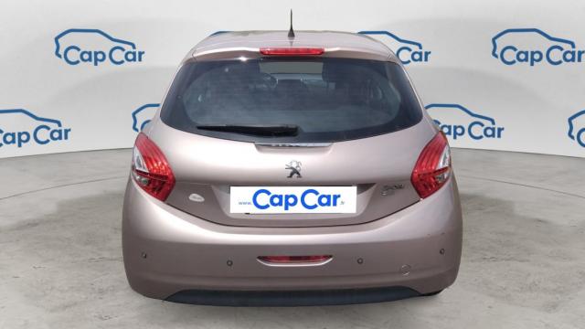 Peugeot 208 image 7