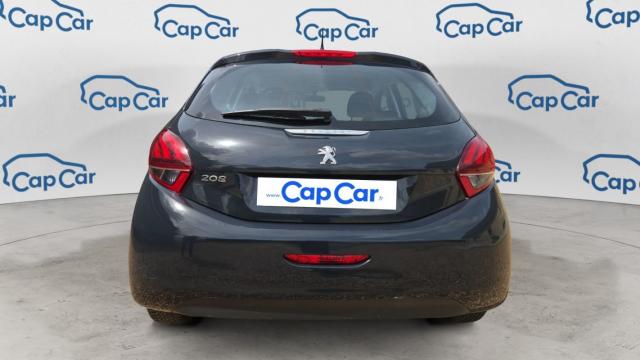 Peugeot 208 image 9