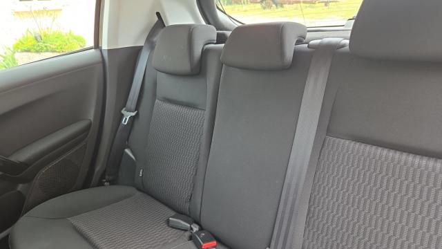 Peugeot 208 image 5