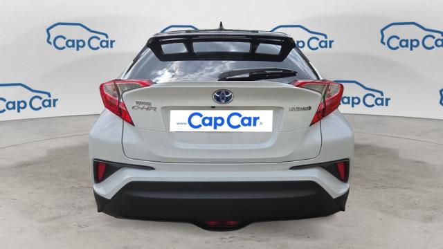 Toyota C-Hr image 9