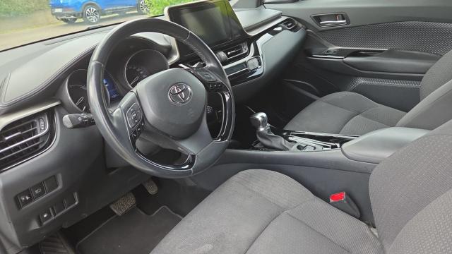 Toyota C-Hr image 5