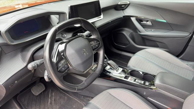 Peugeot 2008 image 4