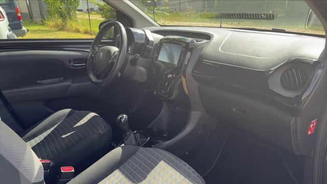 Peugeot 108 image 8