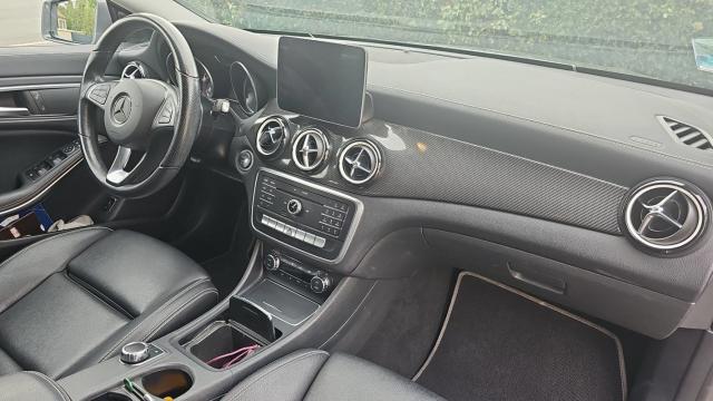 Mercedes Benz Cla Shooting Brake image 7