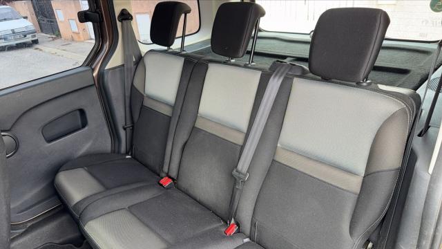Renault Kangoo image 1
