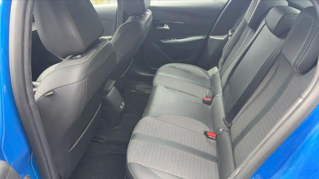Peugeot 208 image 2