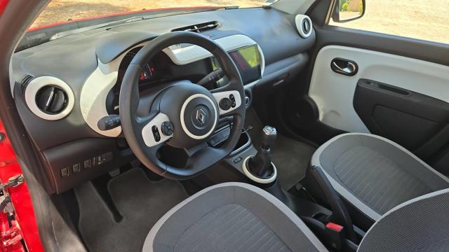 Renault Twingo image 8