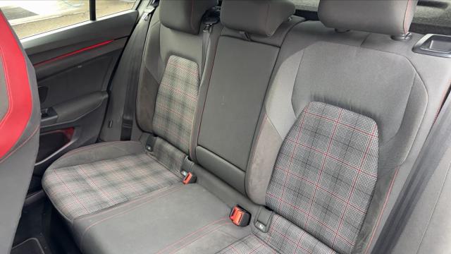 Volkswagen Golf image 5