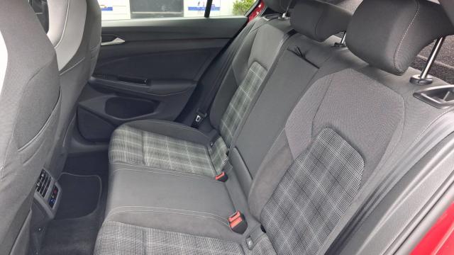 Volkswagen Golf image 7