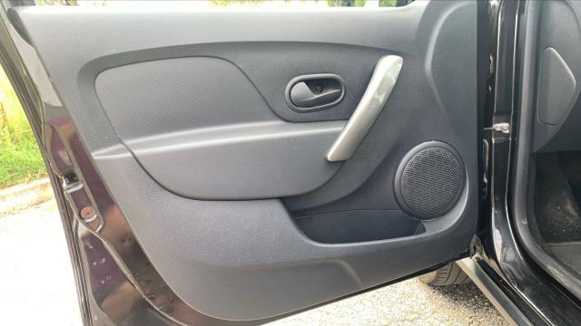 Dacia Sandero image 9